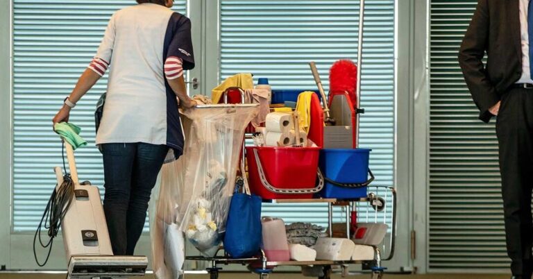 Alles, was Sie über den Ernsting's Family Arbeitsvertrag wissen müssen