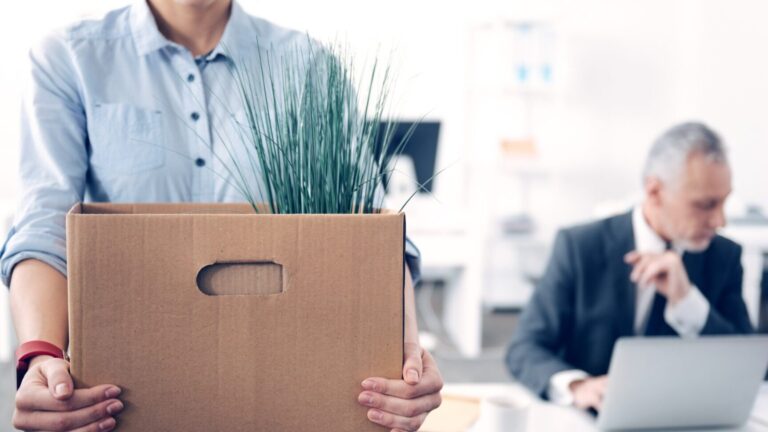 Arbeitsvertrag fristlos kündigen: Was Sie wissen müssen Arbeitsvertrag fristlos kündigen: Was Sie wissen müssen