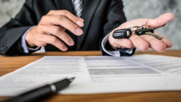 Tipps für einen reibungslosen PKW-Kauf: Der private Kaufvertrag im Fokus