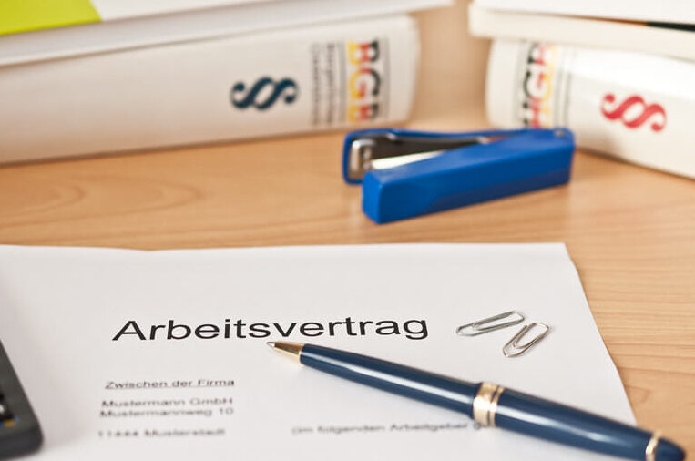 Wichtige Punkte im Arbeitsvertrag: Was Sie unbedingt beachten sollten